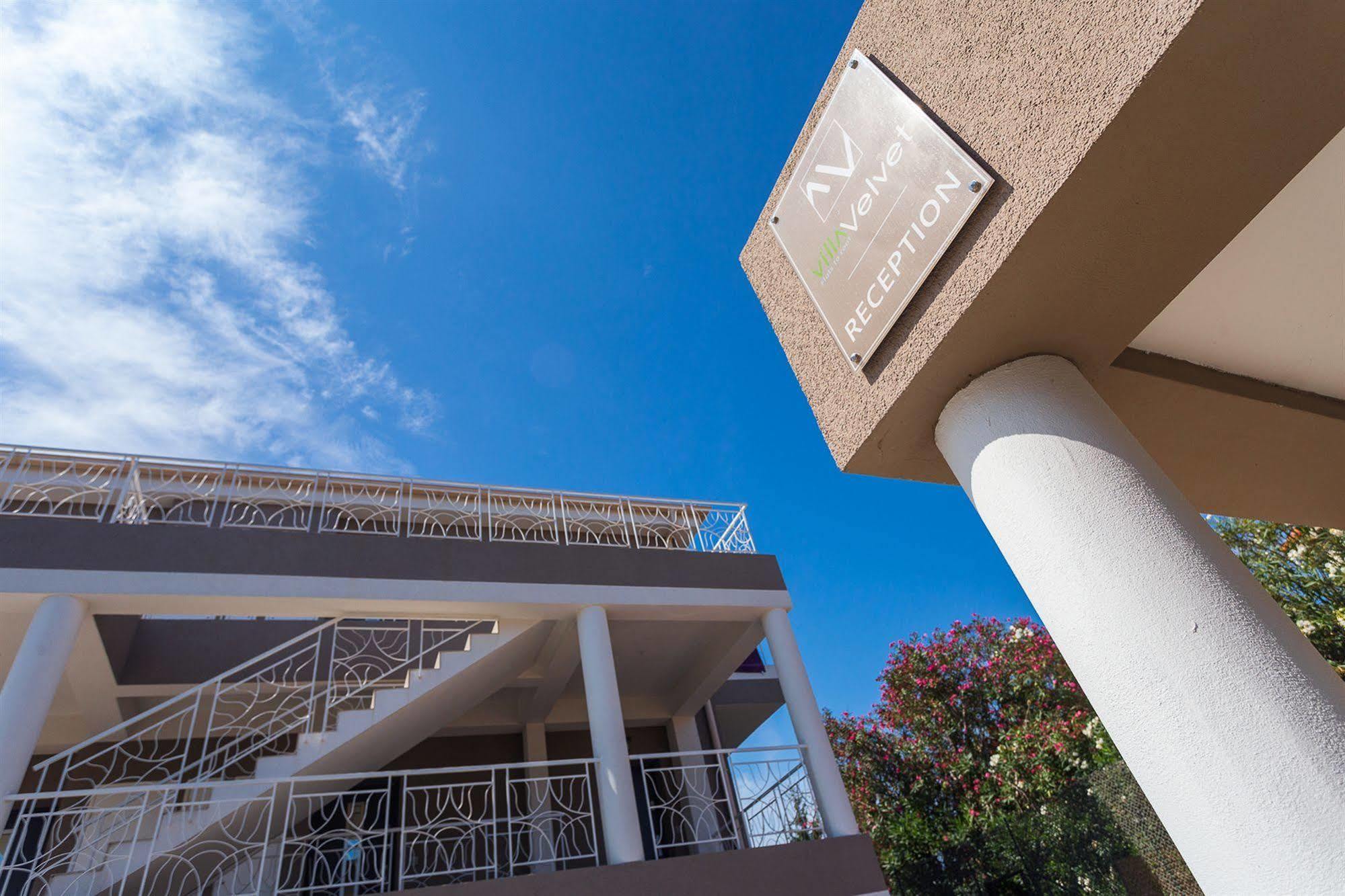Villa Velvet Villeneuve-Loubet Exterior foto