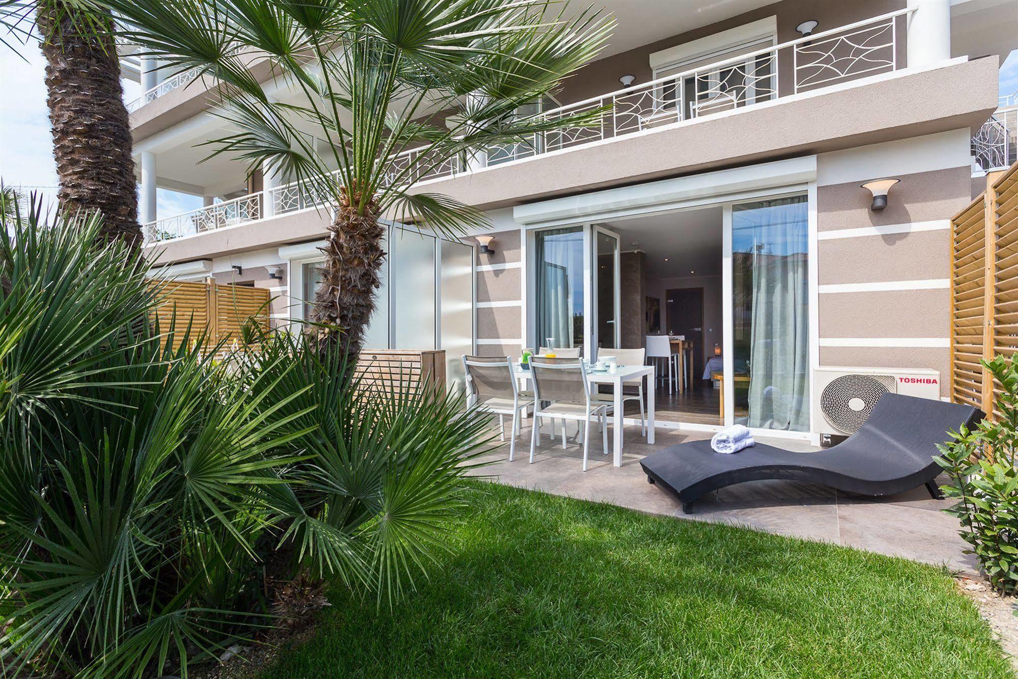 Villa Velvet Villeneuve-Loubet Exterior foto